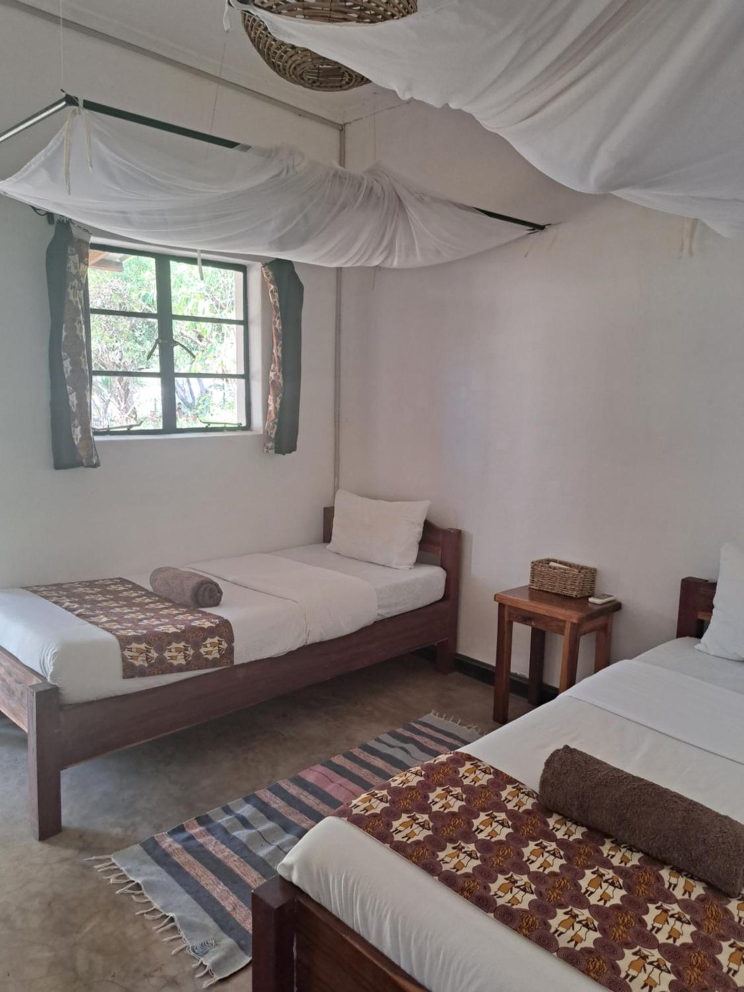 Kamunjila Lodge Livingstone Ngoại thất bức ảnh