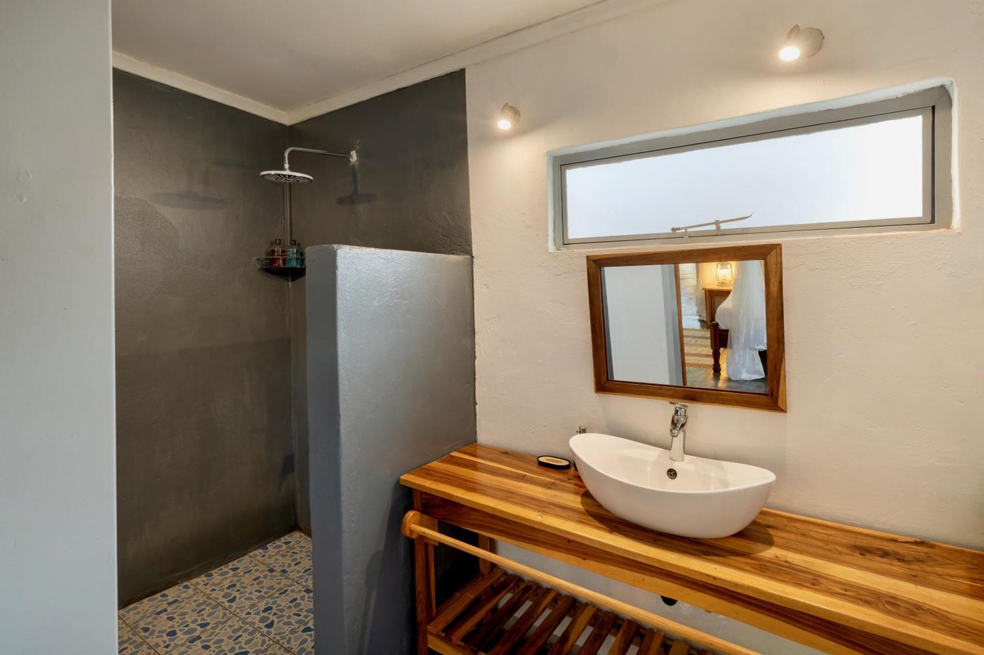 Kamunjila Lodge Livingstone Ngoại thất bức ảnh