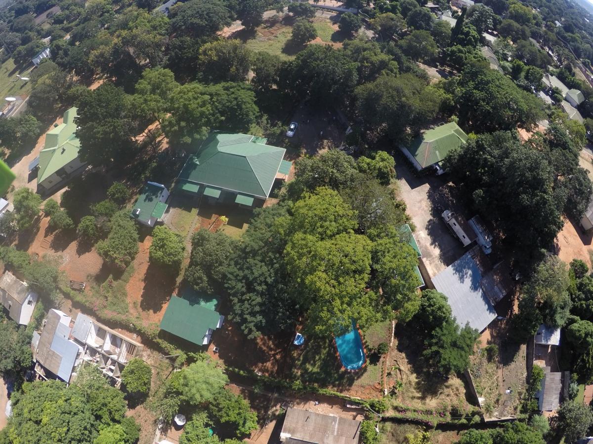 Kamunjila Lodge Livingstone Ngoại thất bức ảnh
