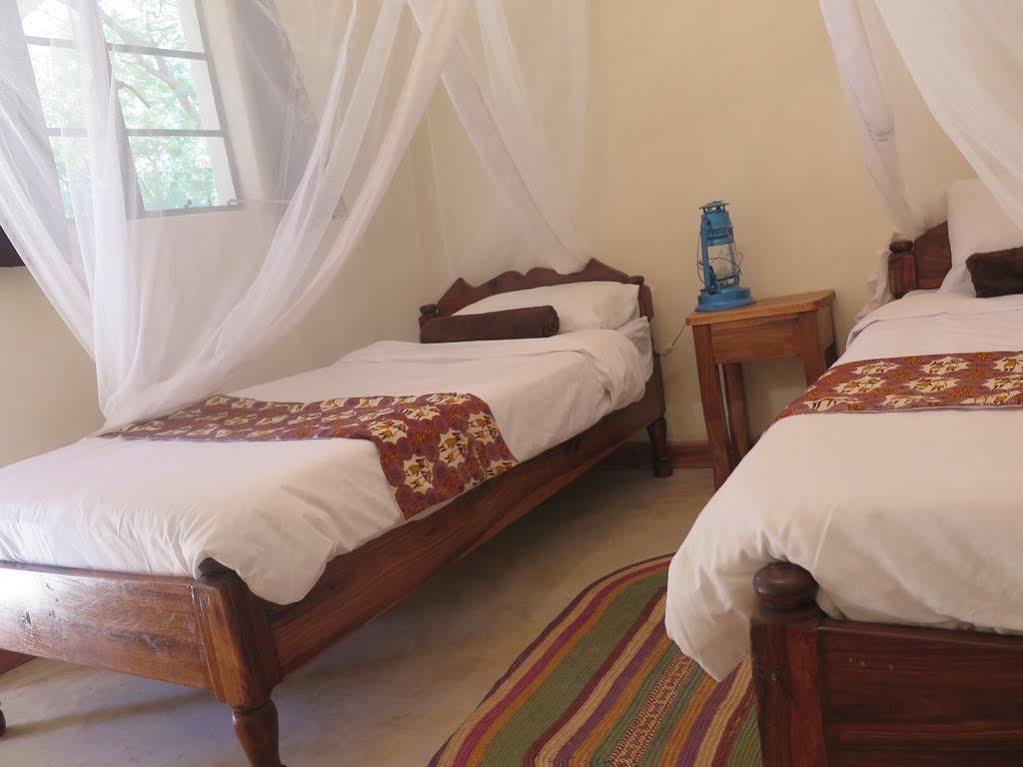 Kamunjila Lodge Livingstone Ngoại thất bức ảnh